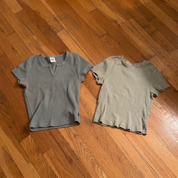 TNA BUNDLE of 2 TNA tops - Picture 1 of 4